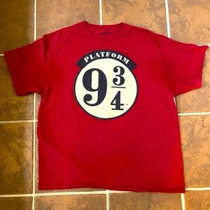 Harry Potter Red Platform 9 3/4 Graphic T-Shirt XXL UNISEX